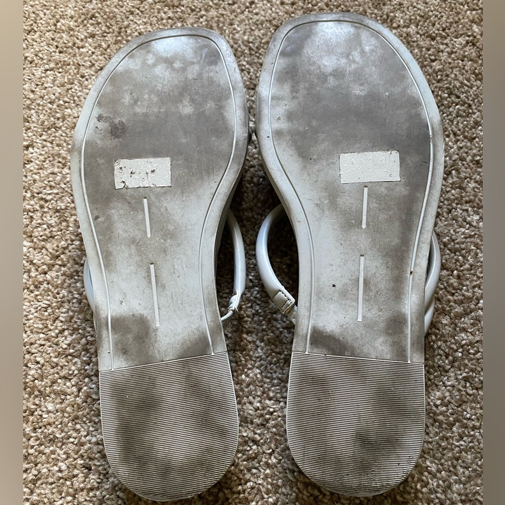 Dolce Vita Sandals - Picture 4 of 4